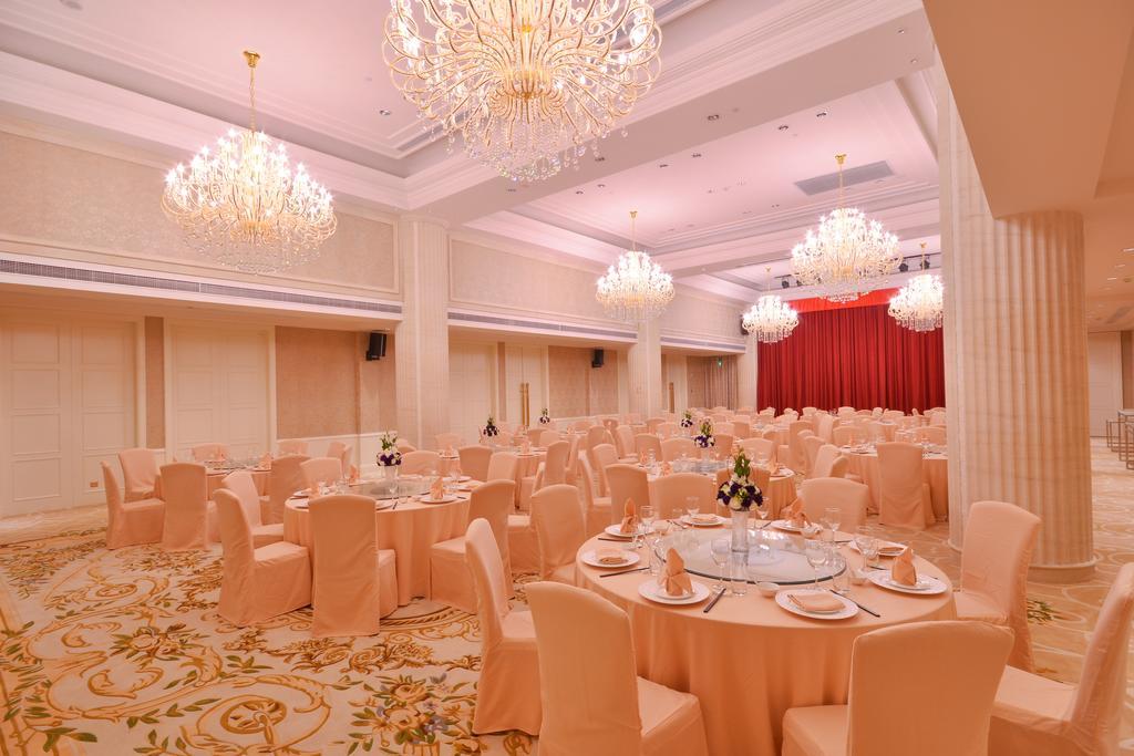 Urban Island Hotel Shanghai Exterior photo