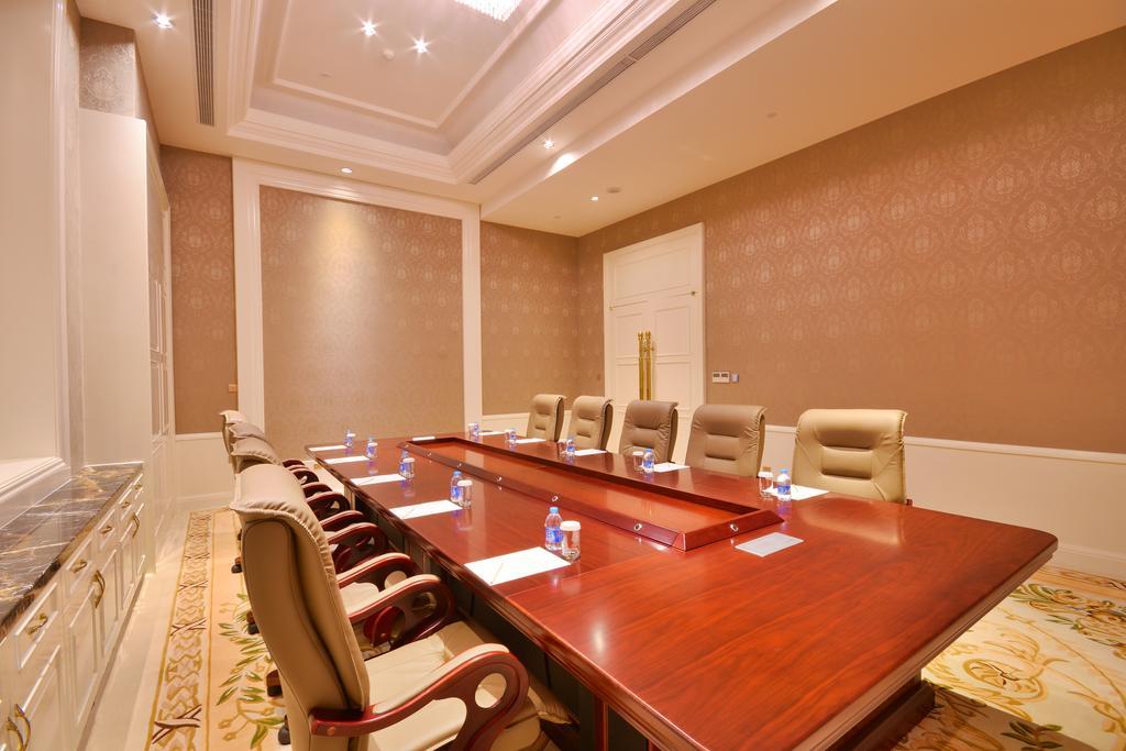 Urban Island Hotel Shanghai Exterior photo